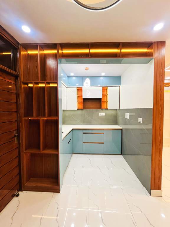  the crest Kitchen