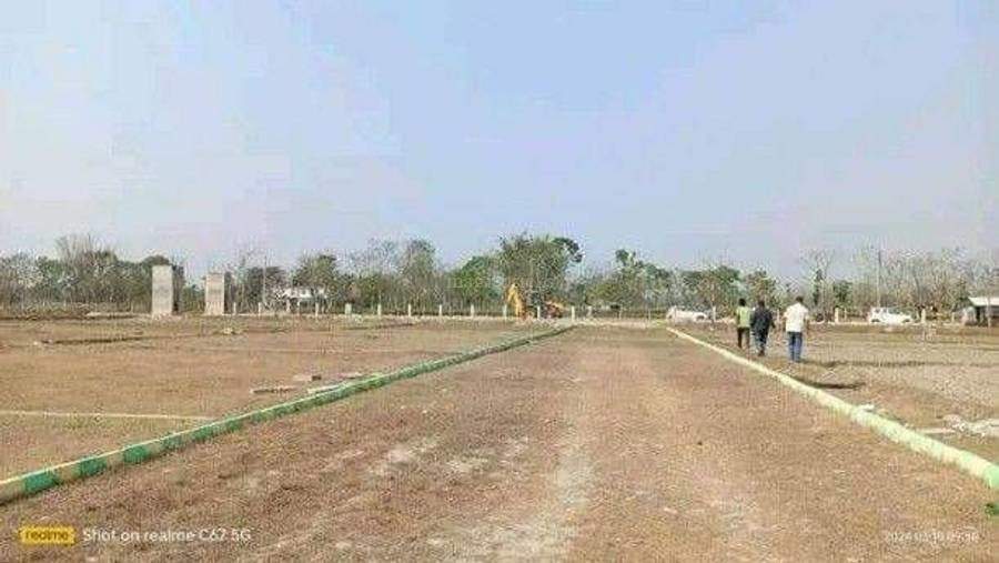  the address 005 Plot