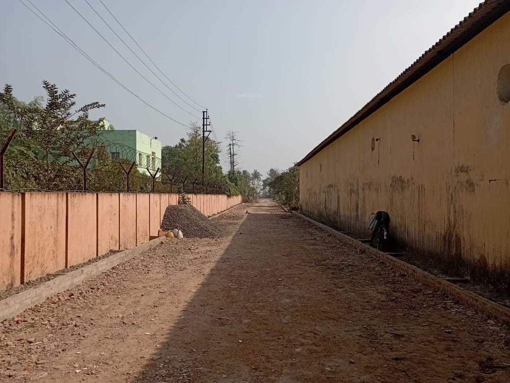  the address 005 Plot