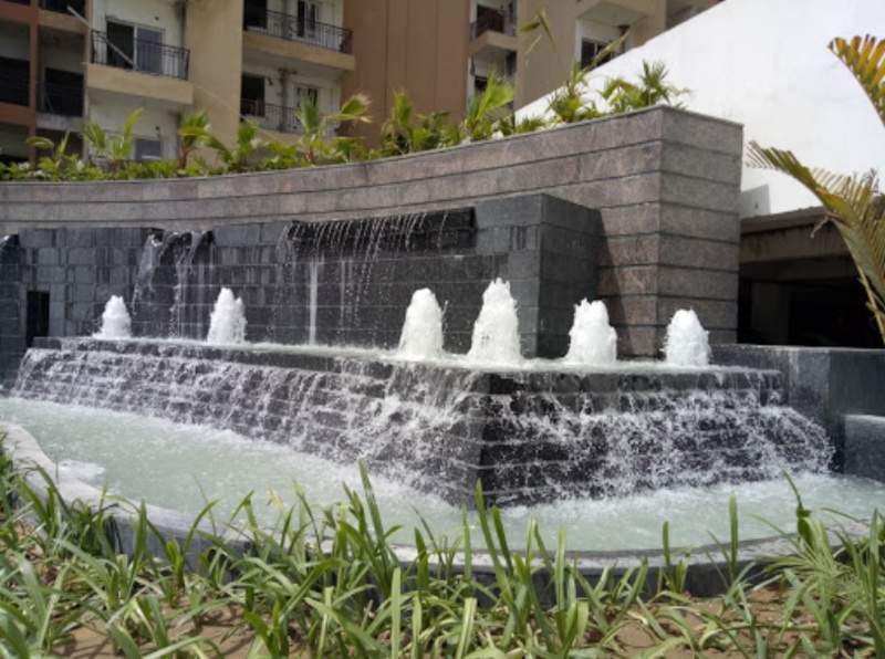  le garden phase 3 tower k l m & n Fountains