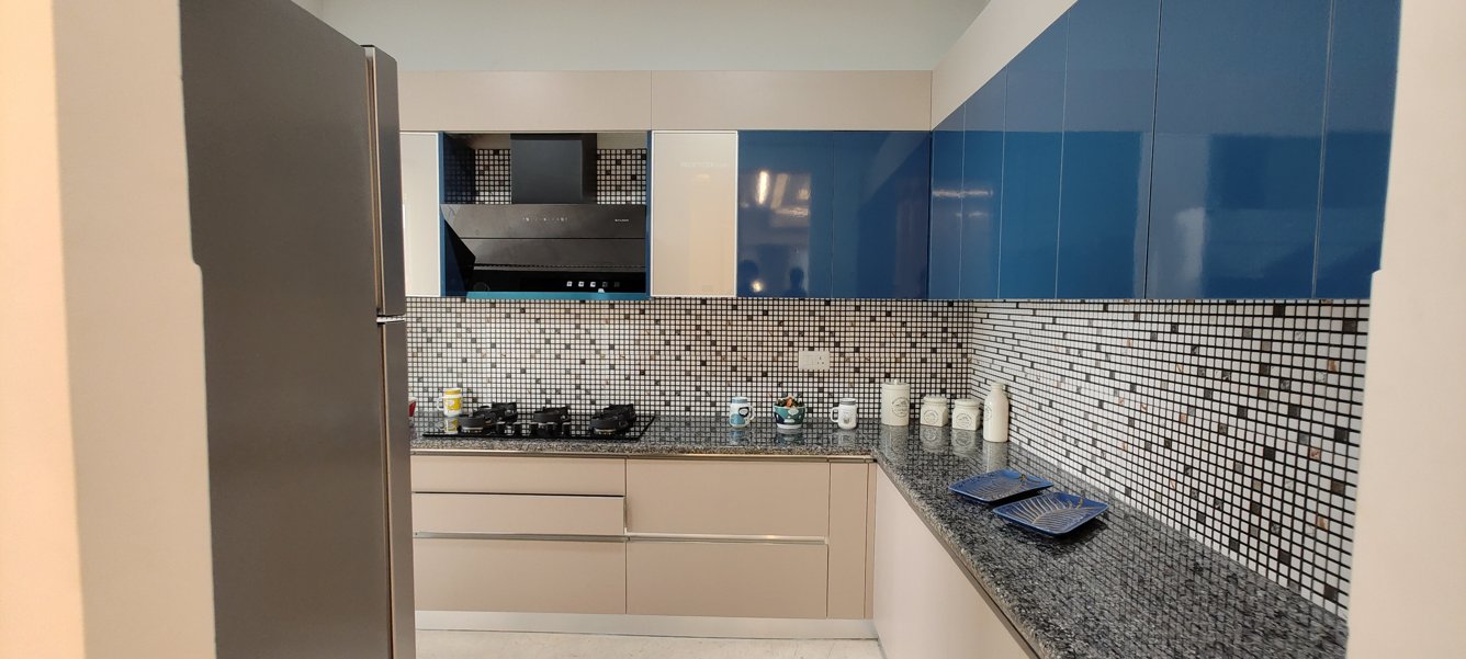 sv heights the ultima 107 Kitchen