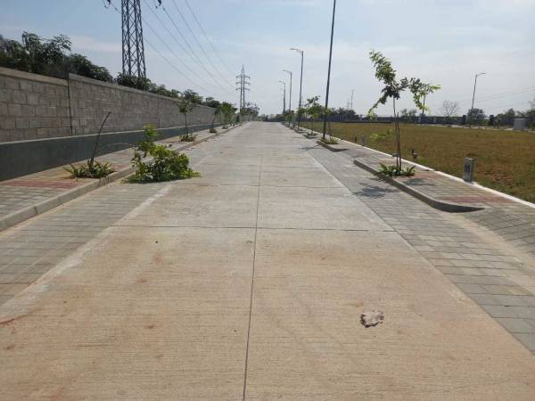  emerald-grove Internal Roads & Footpaths