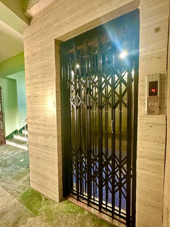  antarik apartment Lift(s)