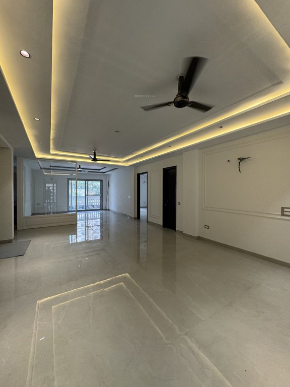  platinum floors Living Area