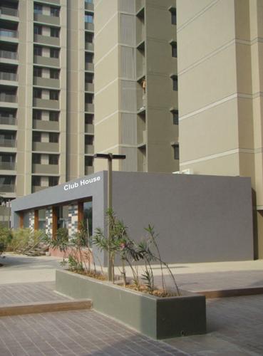  kingston-meadows Club House