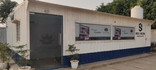 constructionStatus of Shreeji Lotus Green Villa