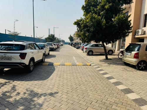  wave-city-and-around Car Parking