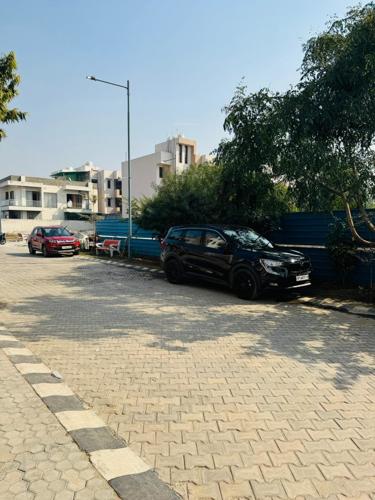  wave-city-and-around Car Parking