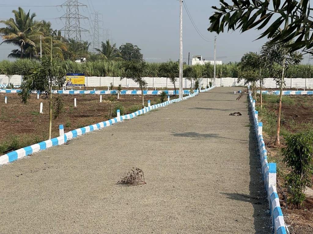  earth homes Internal Roads & Footpaths