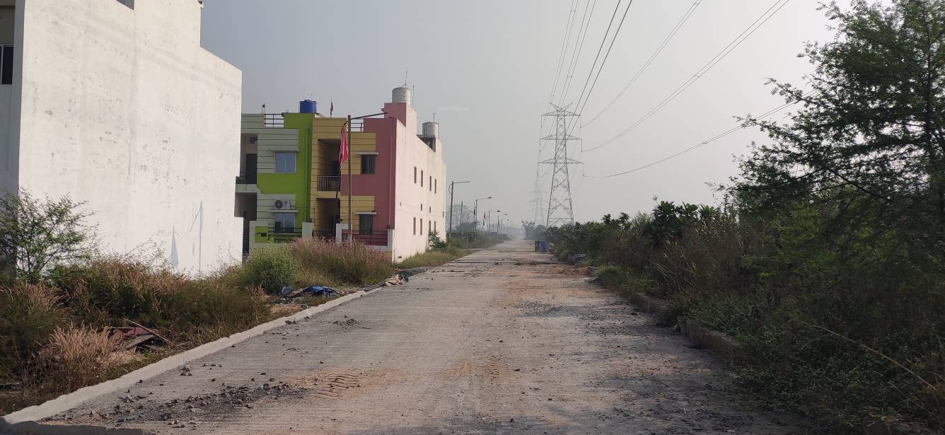  harshit harmony Plot