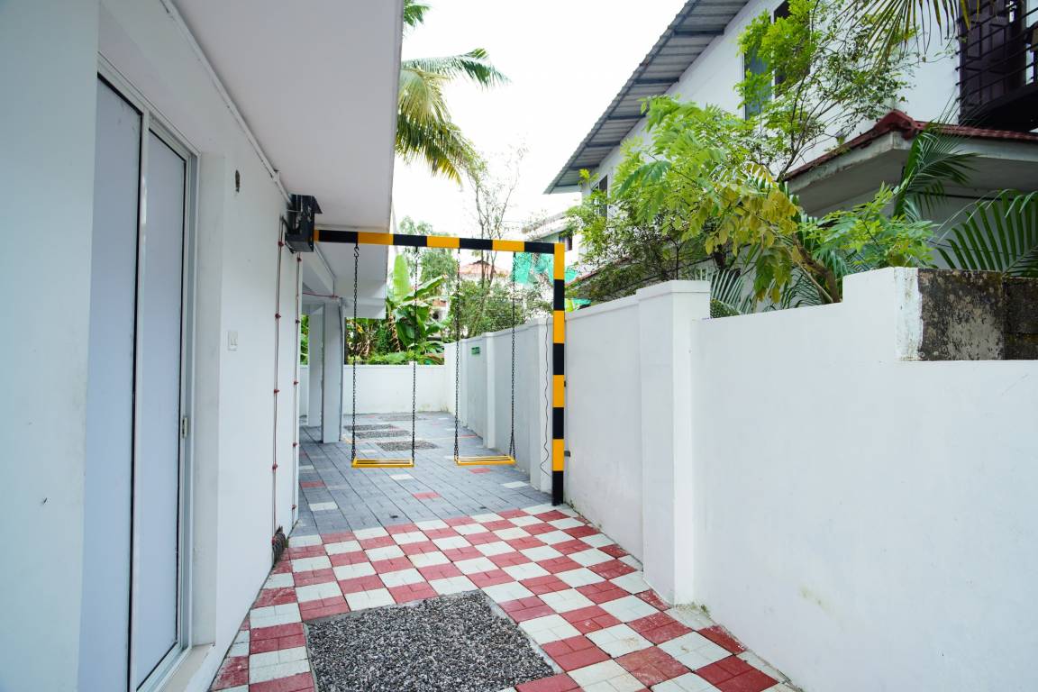 meriton Paved Compound