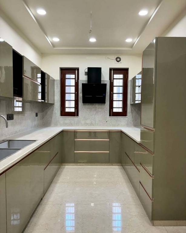 floors uttam nagar Kitchen