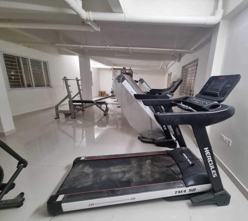  kanaka paradise Gymnasium