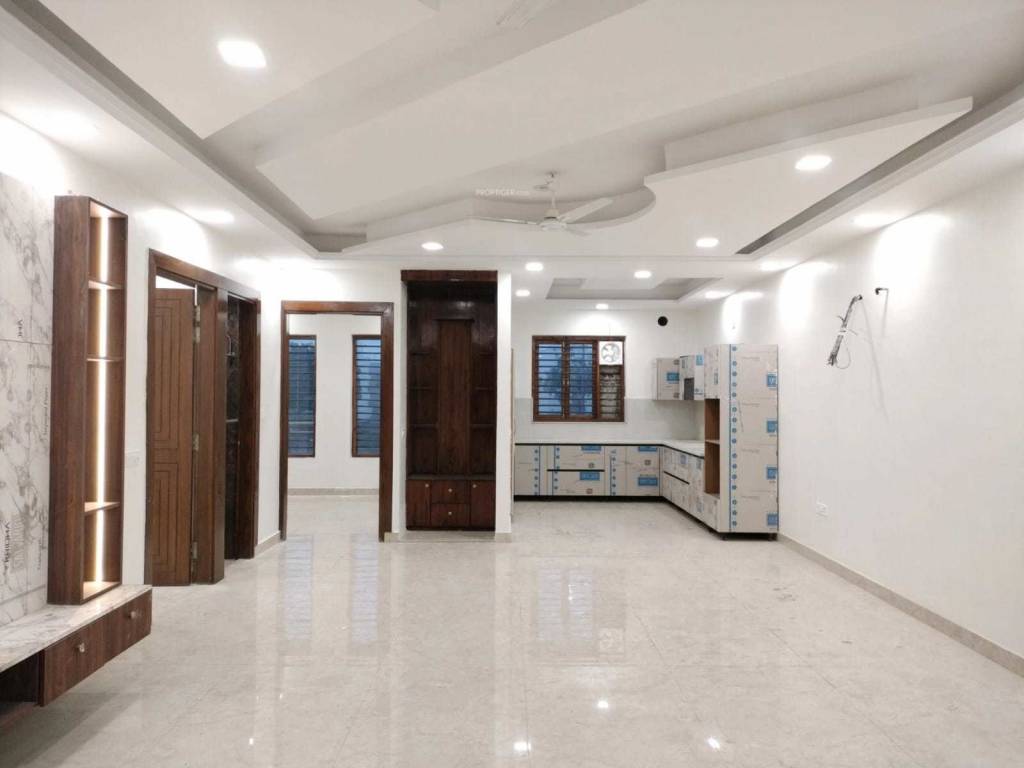  eden floor Living Area