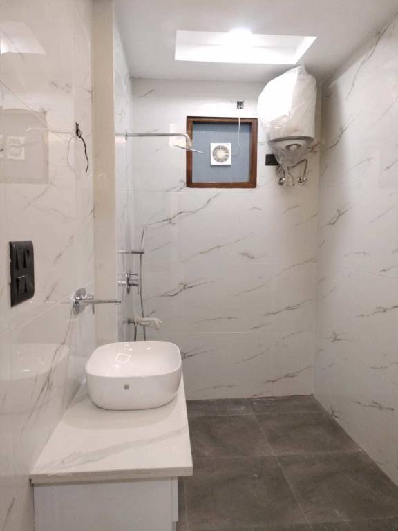  residency floor Bathroom