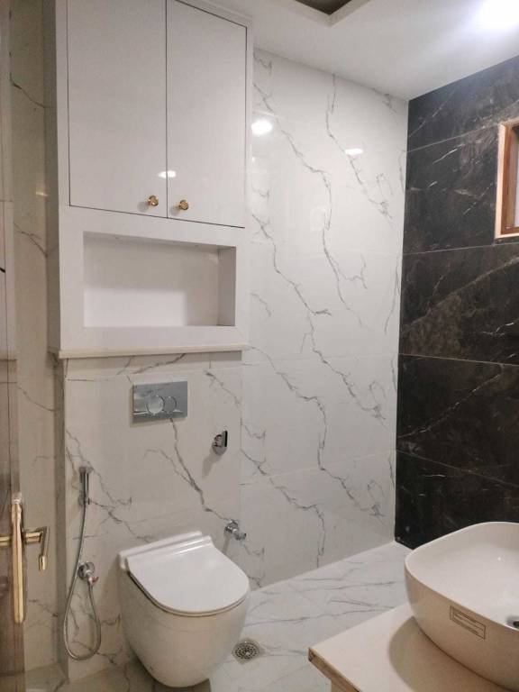  residency floor Bathroom