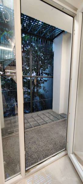  super-luxury-builder-floor Others