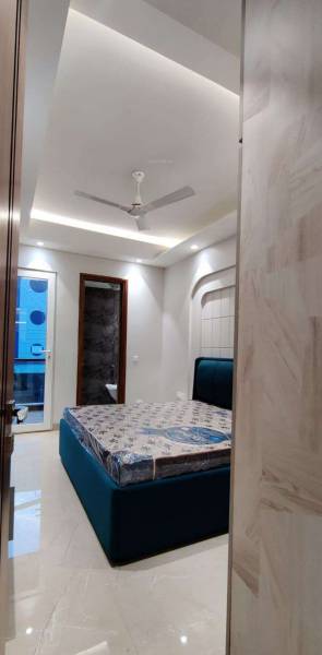  super-luxury-builder-floor Bedroom