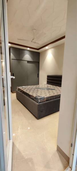  super-luxury-builder-floor Bedroom