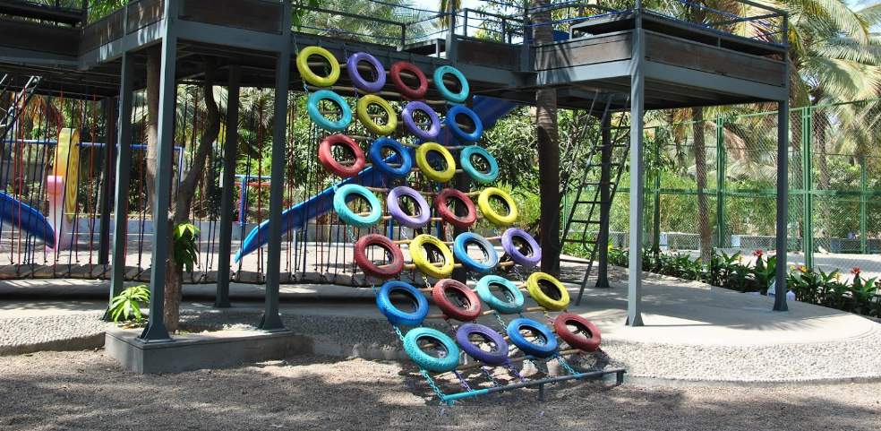  royal village Children's play area