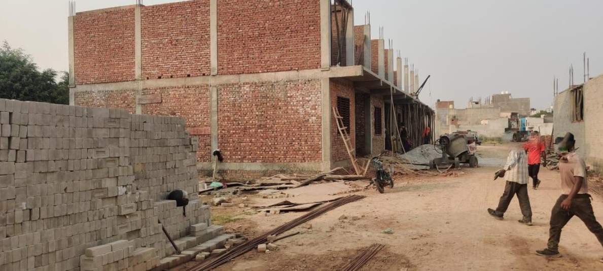 lotus green luxury villa Construction Status Apr 25