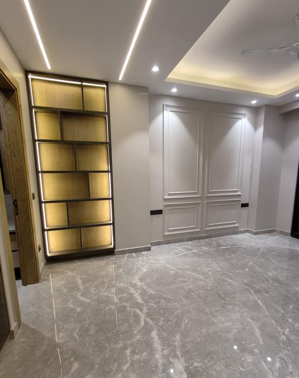  luxury floors 300 sq yards Others