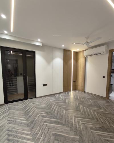  luxury-floors-300-sq-yards Others