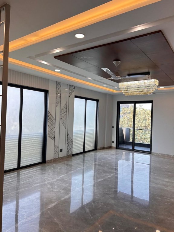  luxury floors Living Area