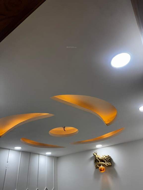 lavish homes Living Area