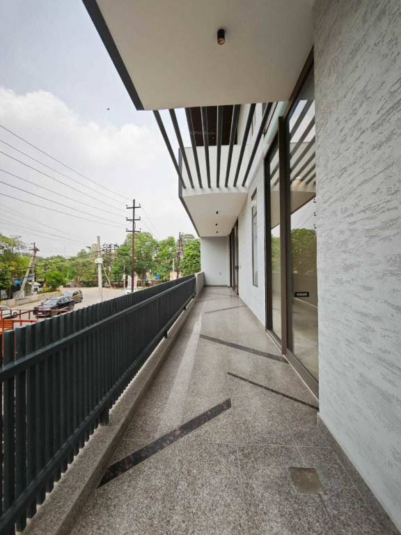  creative independent homz Lobby