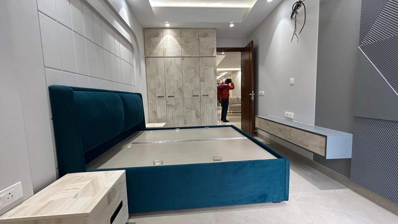  ultra luxury flors Bedroom