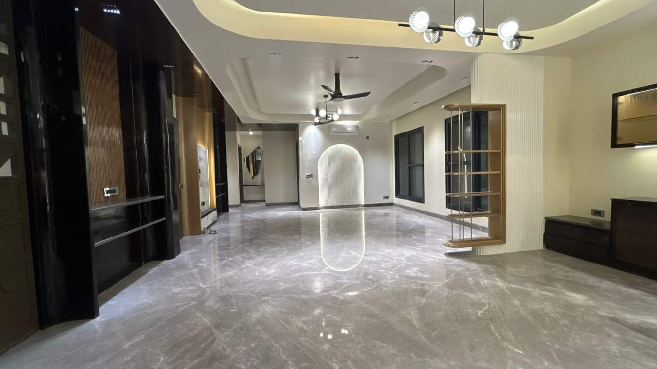  ultra luxury flors Living Area