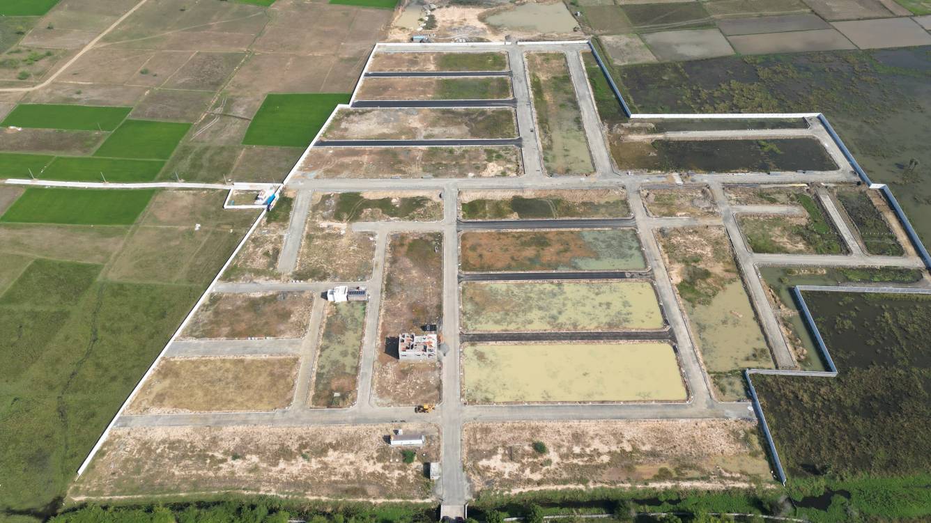  sameera kanchi big town Plot