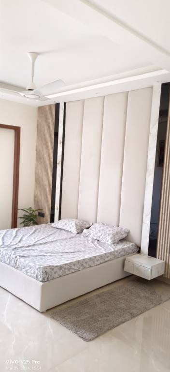  asterwood floor Bedroom