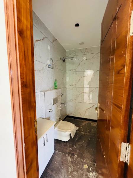  luxury-floors Bathroom