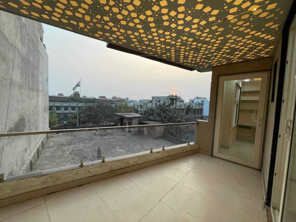  premium and luxurious homes Balcony