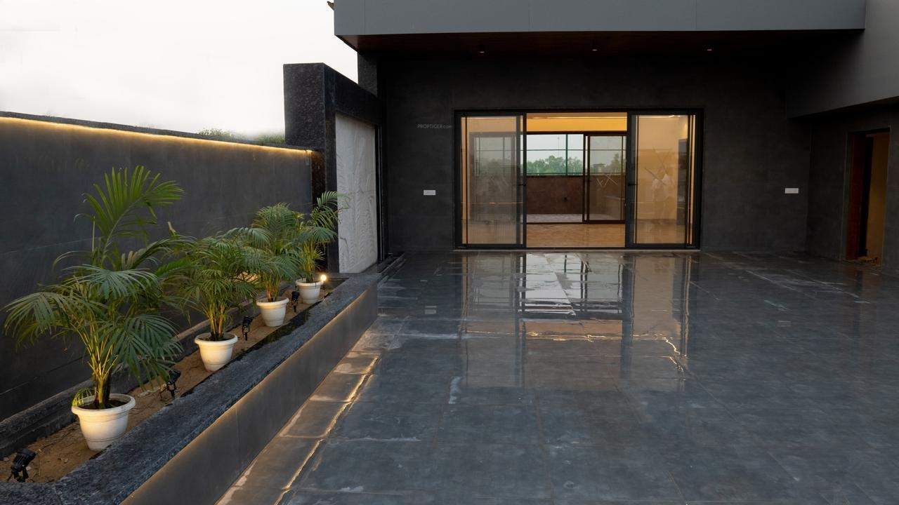  lumina heights Terrace Garden