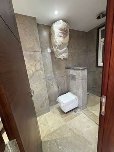 Bathroom lumina-heights Bathroom