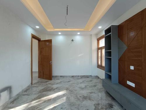 Bedroom unique-ultra-luxurious-home Bedroom