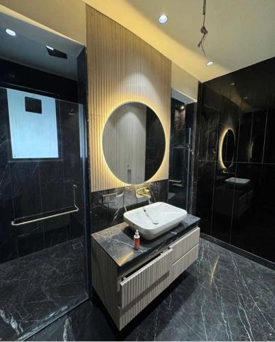  vohra-estate-22 Bathroom