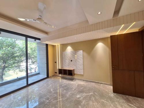  estate-15 Living Area