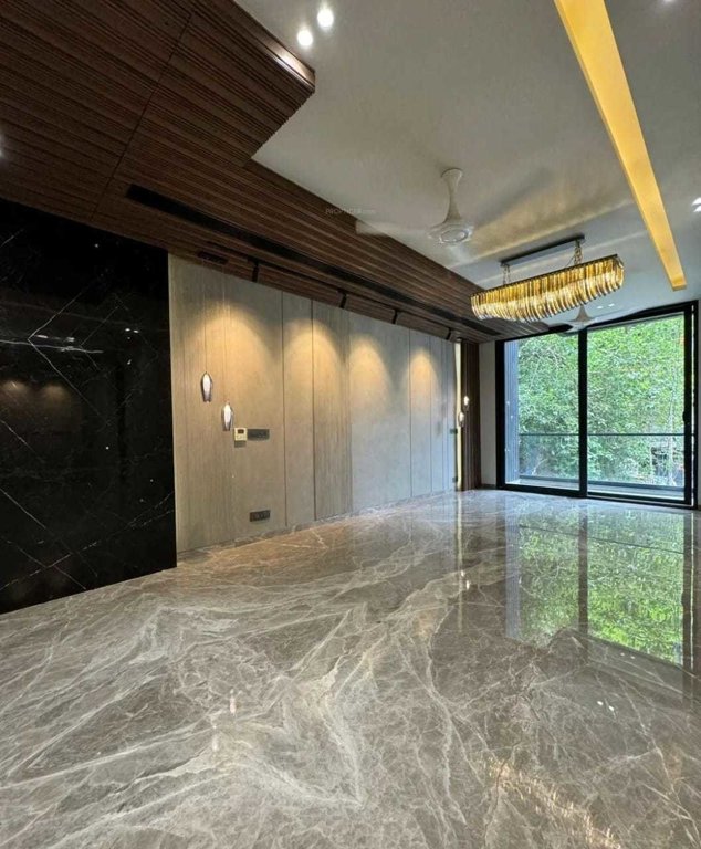  estate 17 Living Area