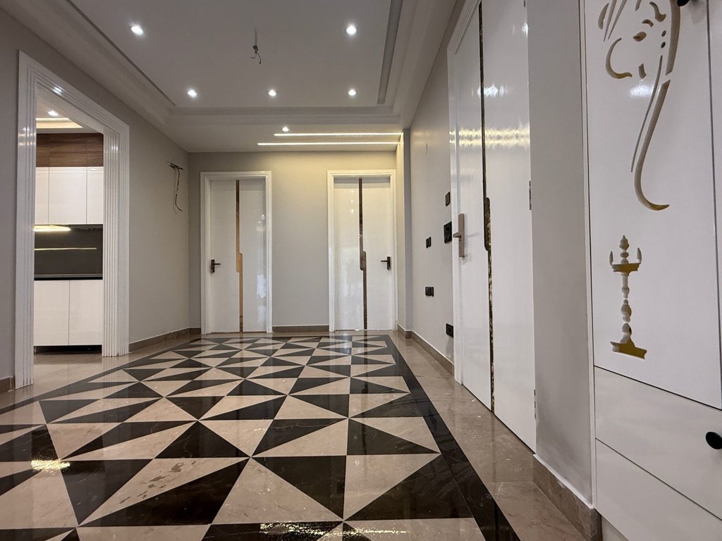  estate 13 Living Area