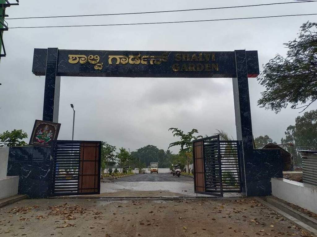  shalvi garden Entrance Lobby