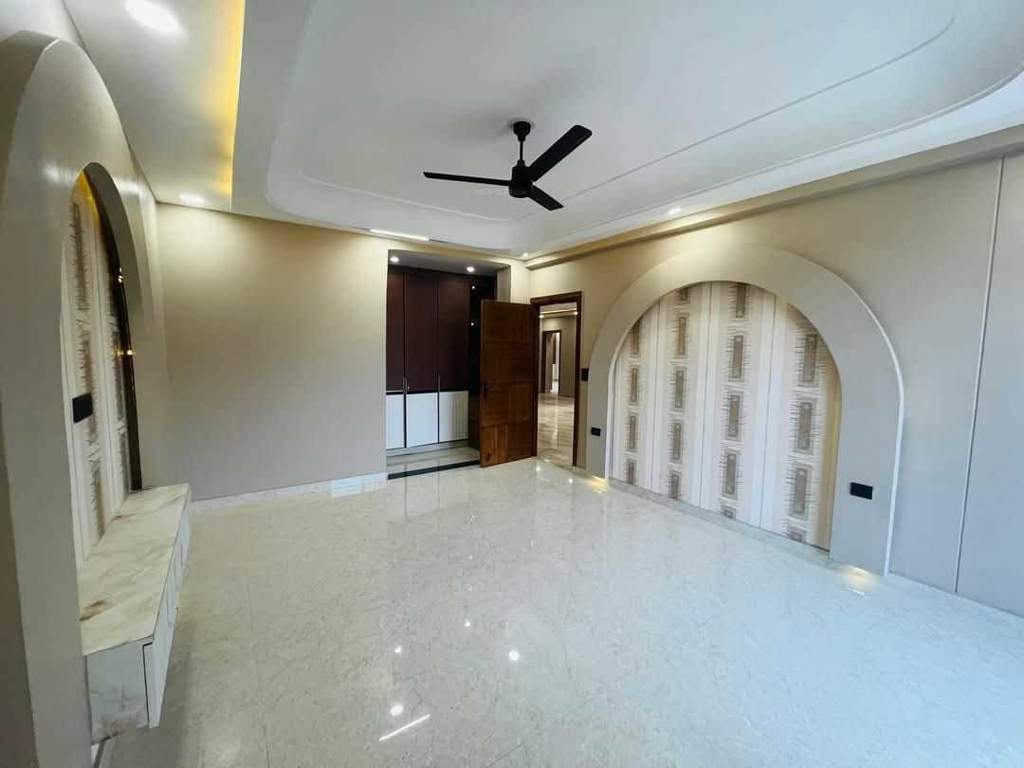 ultra luxury floors 1 Bedroom