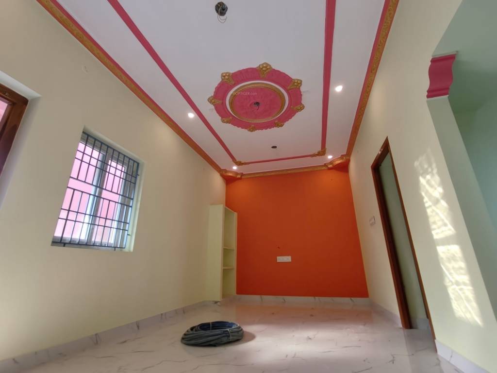  mr nagar Living Area