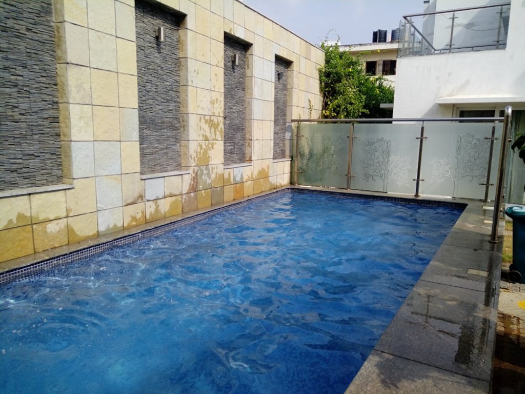  auburn Swimming Pool