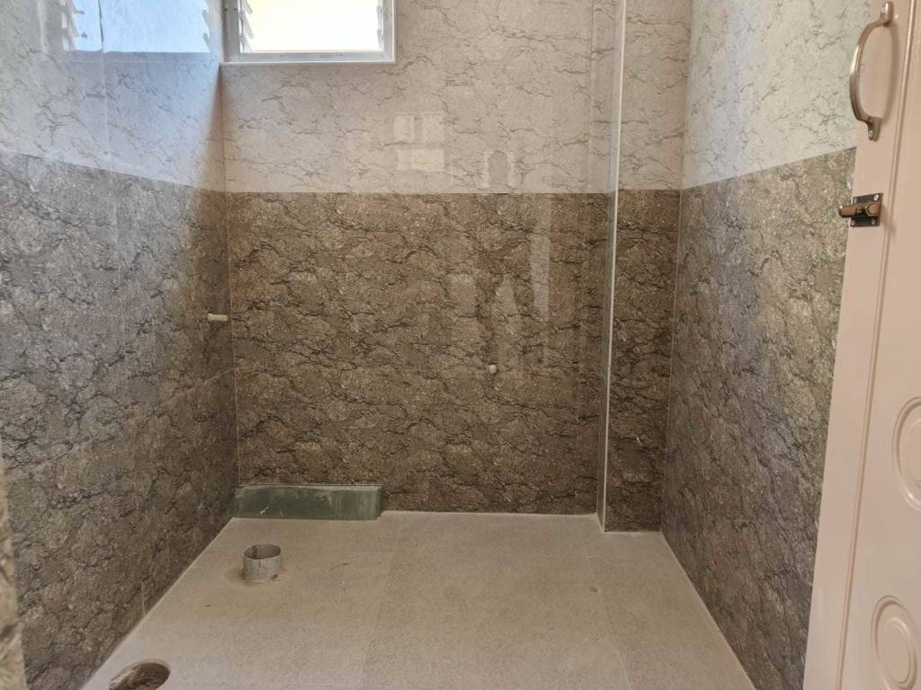  s m villa gerugambakkam Bathroom