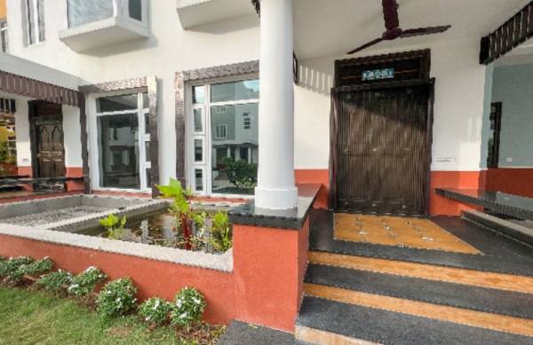  persimmon-square Others