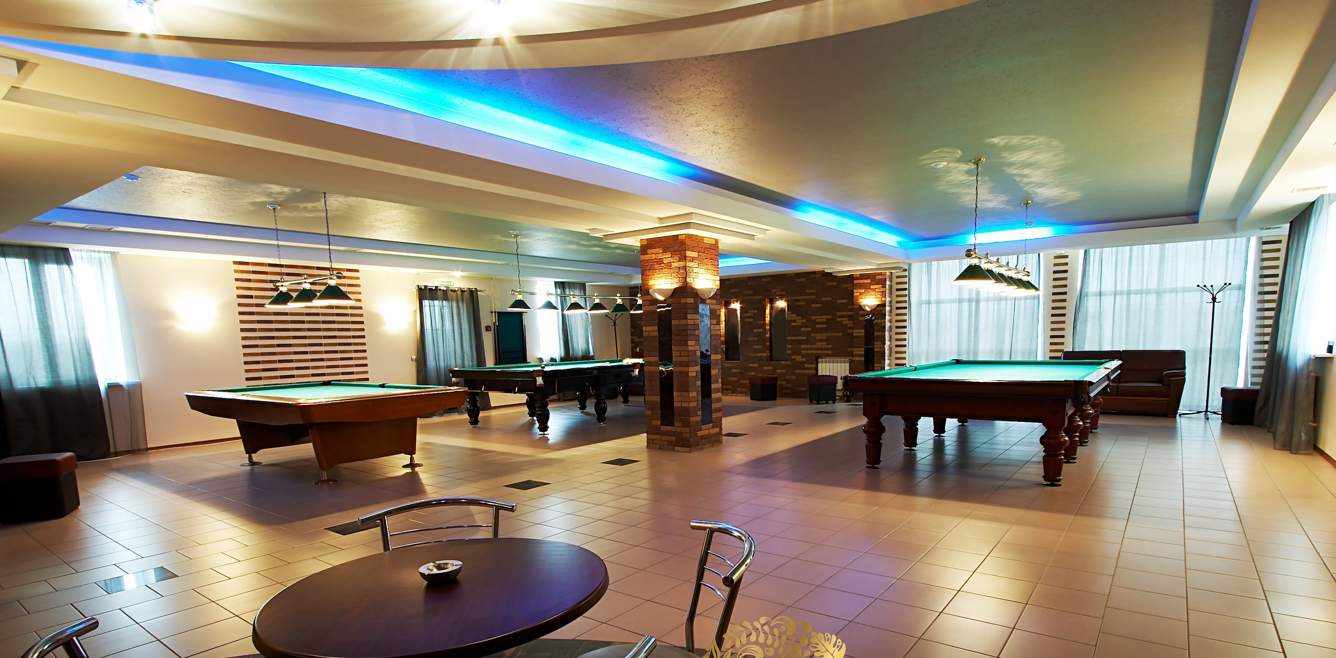  organic farms Club House